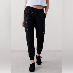 Banana Republic Black Pull On Waist Cargo Pocket Crop Joggers Sz Small Y2K Punk